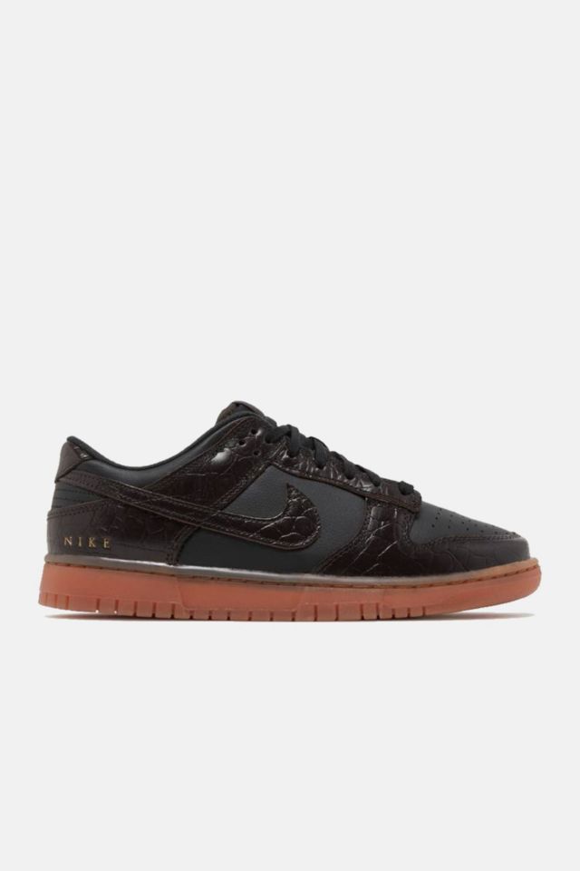 Nike Dunk Low SE 'Chocolate Croc' Sneakers - DV1024-010