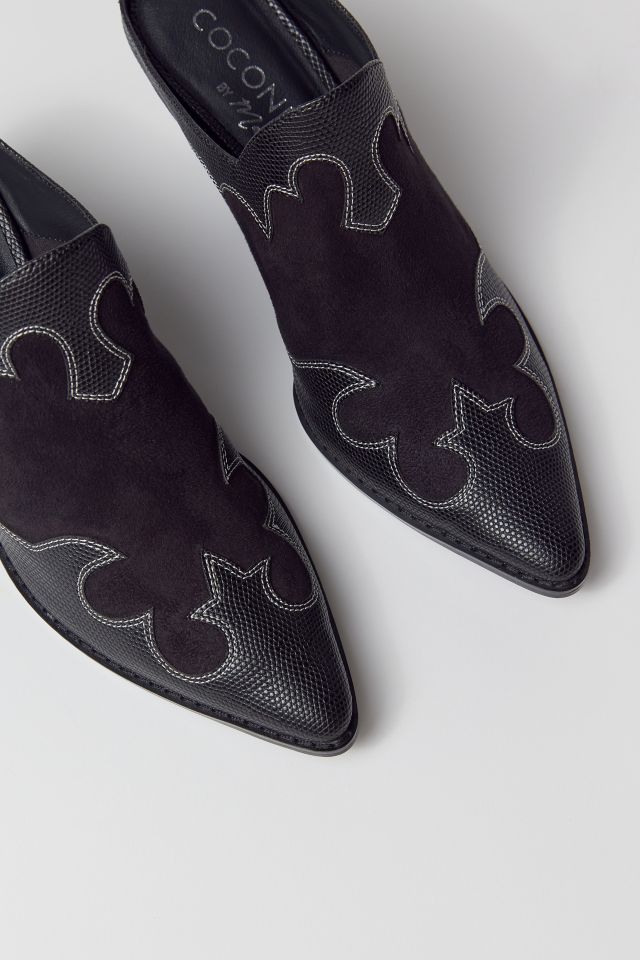 靴 Coconuts Coconuts by Matisse Devyn Sneaker-Mule Hybrid | Anthropologie