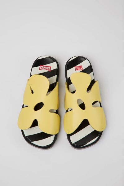 CAMPER TWINS LIGHTWEIGHT LEATHER FLOWER SANDALS