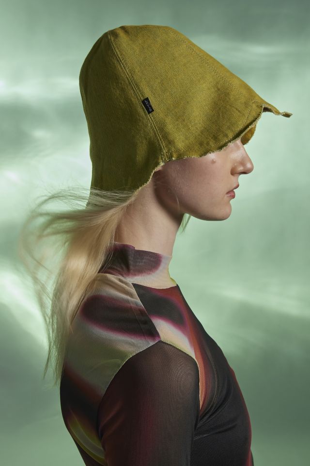 Levi’s® X Barbie Ferreira UO Exclusive Tulip Hat #3