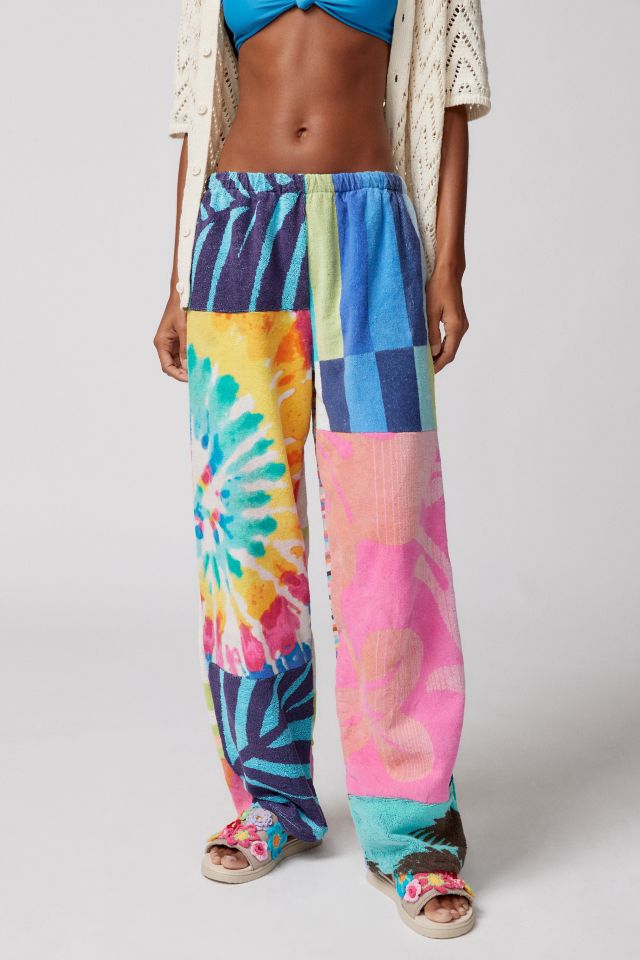 Urban Renewal Remade Gummy Denim Capri Pant  Urban Outfitters Singapore -  Clothing, Music, Home & Accessories