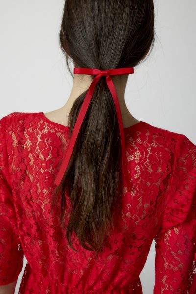 Sheer Lace Medium Bow Clip