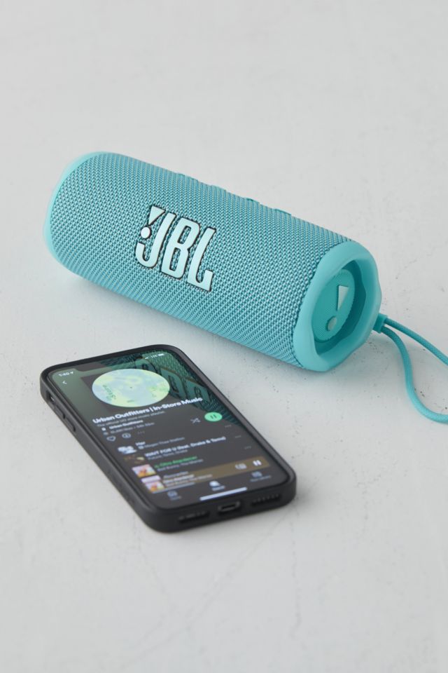JBL Flip 6 Portable Waterproof Speaker | Black