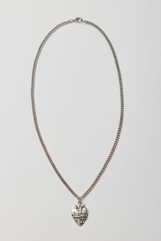 Thorn Heart Necklace | Urban Outfitters