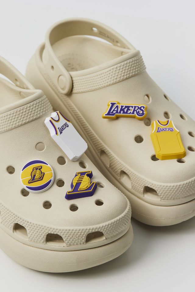 Crocs Jibbitz NBA LA Lakers Shoe Charm Set | Urban Outfitters