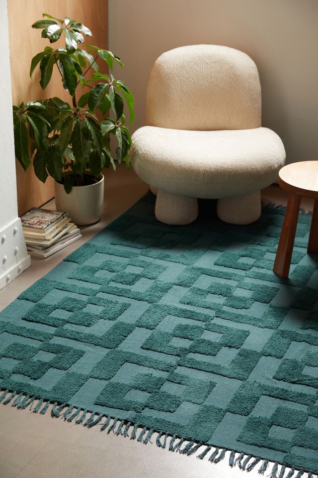 Evertt Hilo Tufted Rug