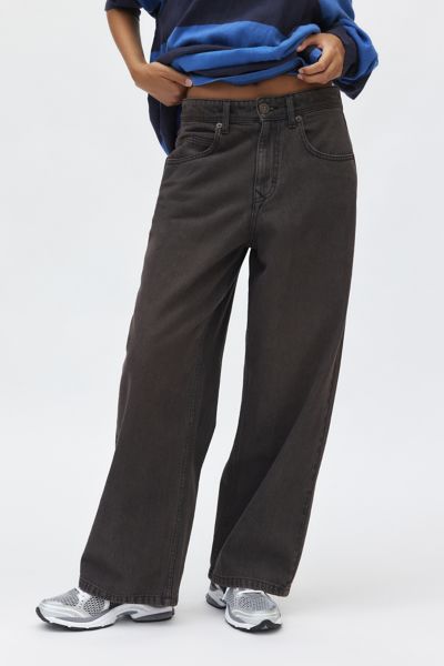 BDG JAYA BAGGY BOYFRIEND JEAN IN CHOCOLATE, WOMEN'S AT URBAN OUTFITTERS 
