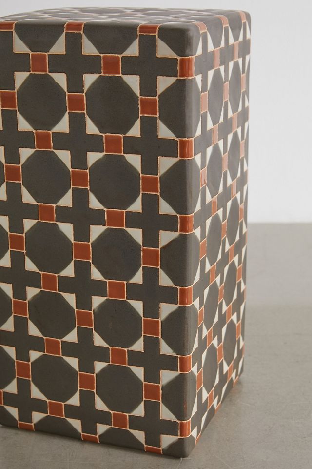 Maze Indoor/Outdoor Side Table #4