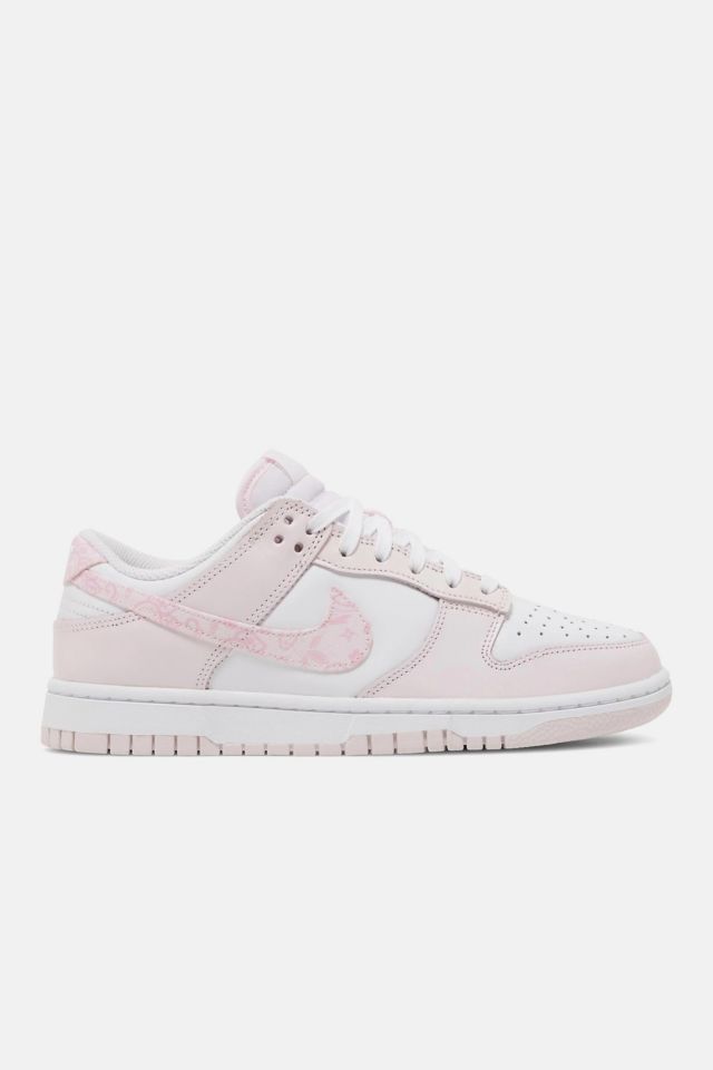 Nike dunks shop women pink