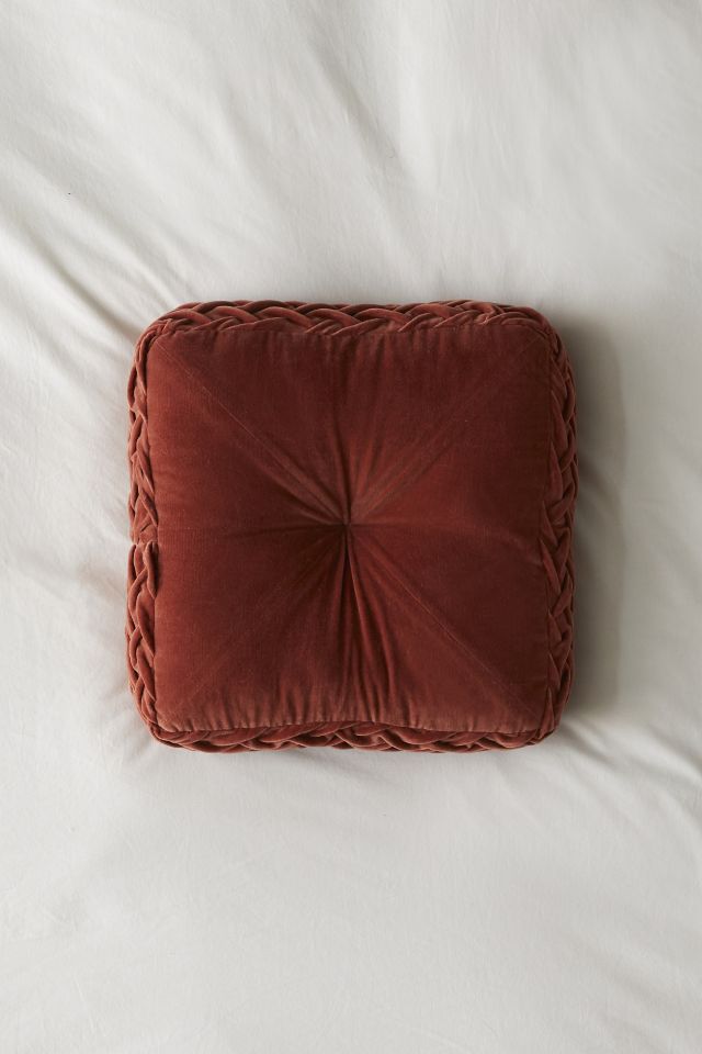 Coussin Décoratif Carré à Plis Pincés #1