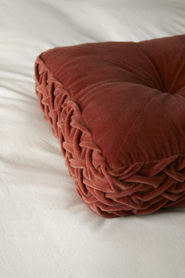 Coussin Décoratif Carré à Plis Pincés #2