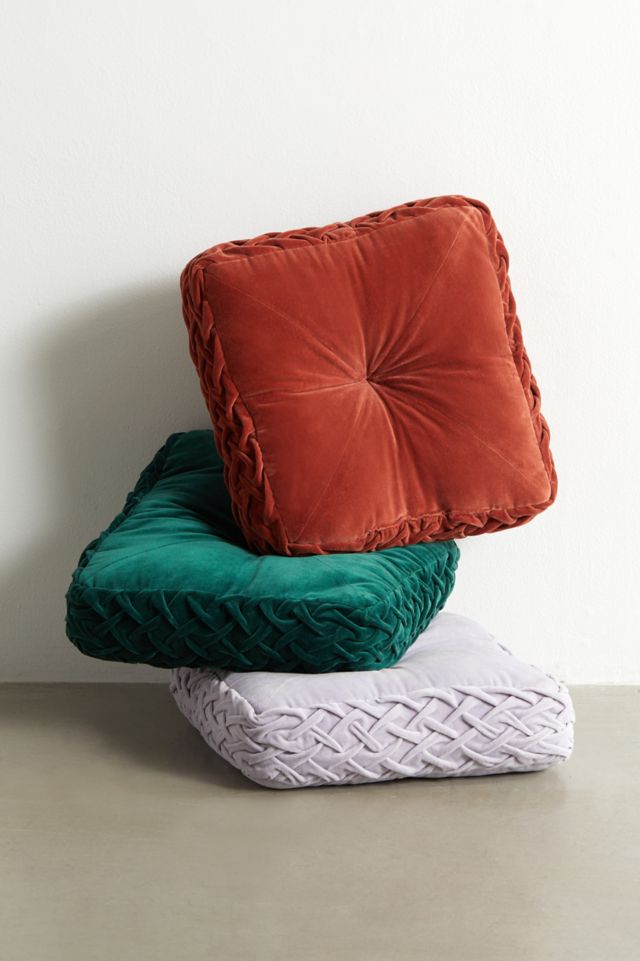 Coussin Décoratif Carré à Plis Pincés #4
