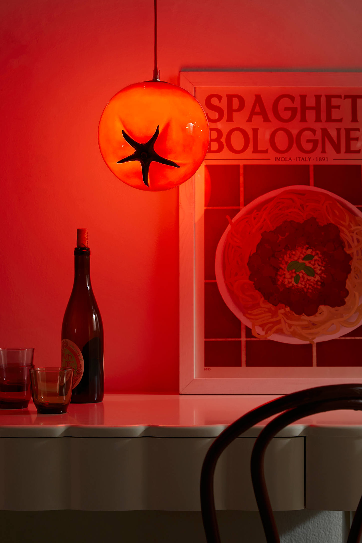 Tomato Table Lamp