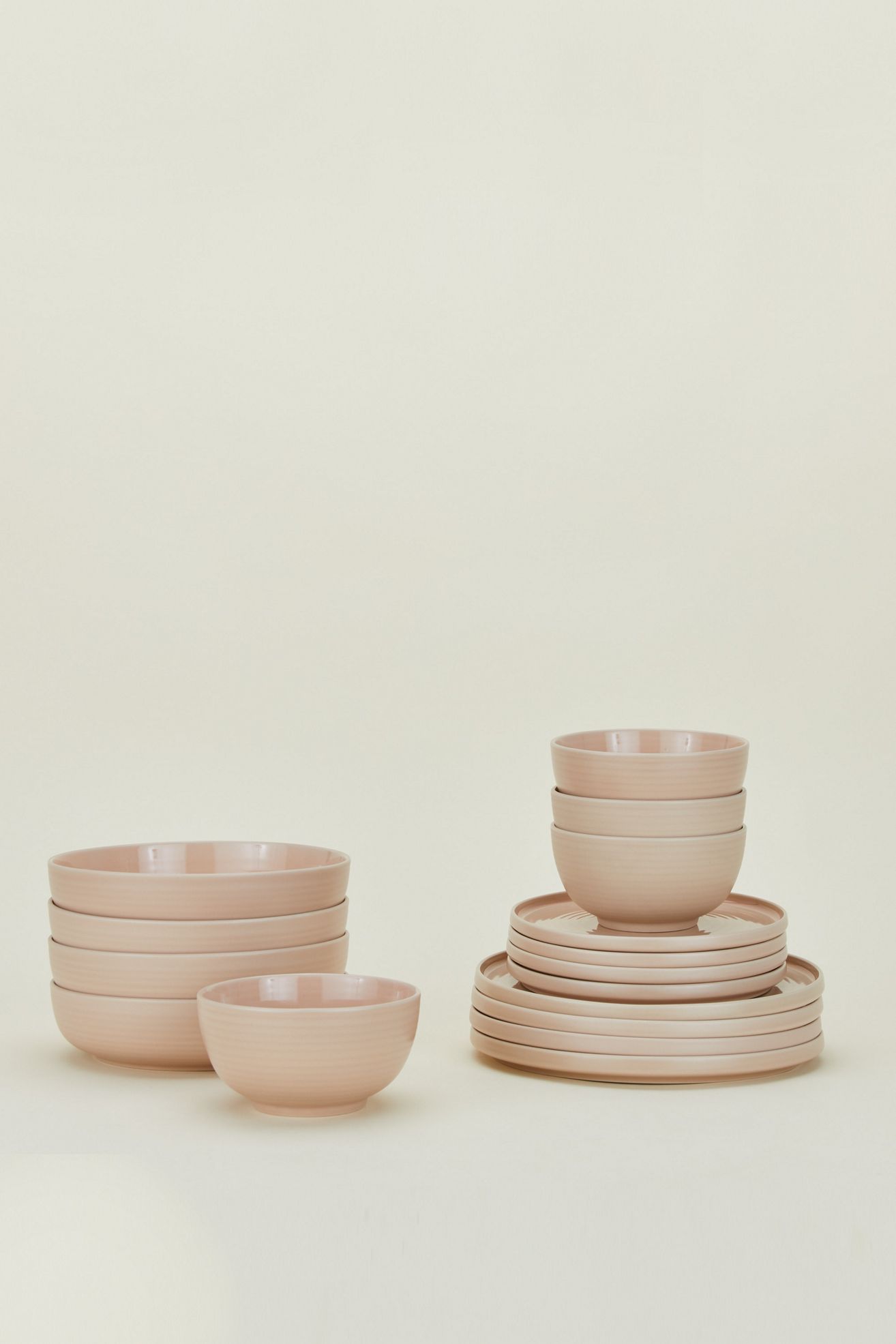 Hawkins New York Essential 16-Piece Dinnerware Set - Pink, Regular, ONE SIZE