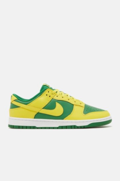 NIKE DUNK LOW 'REVERSE BRAZIL' SNEAKERS - DV0833-300 IN GREEN, MEN'S AT URBAN OUTFITTERS