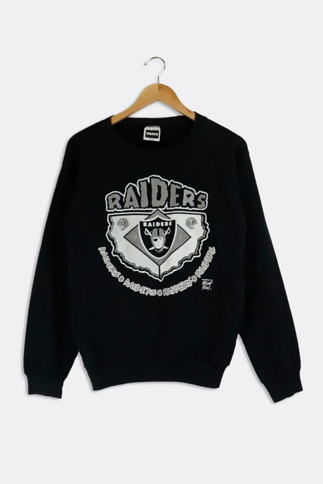 Las Vegas Raiders Throwback NFL Logo Crewneck Sweat in Black