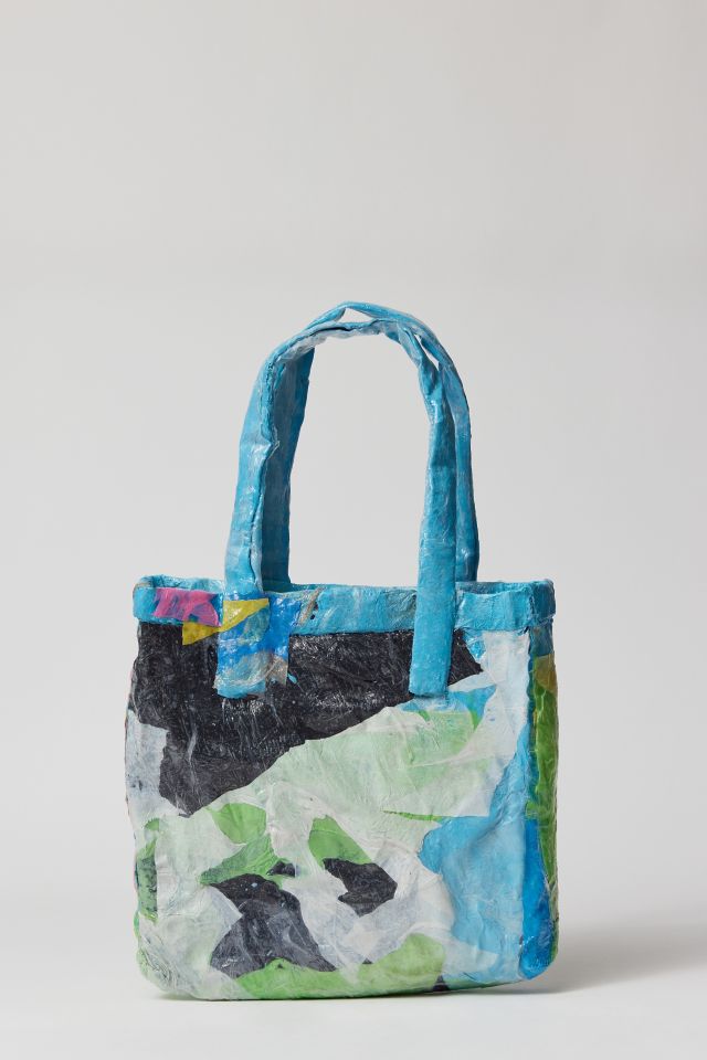 Urban Renewal Bolsón Small Recycled Plastic Tote Bag in Blue