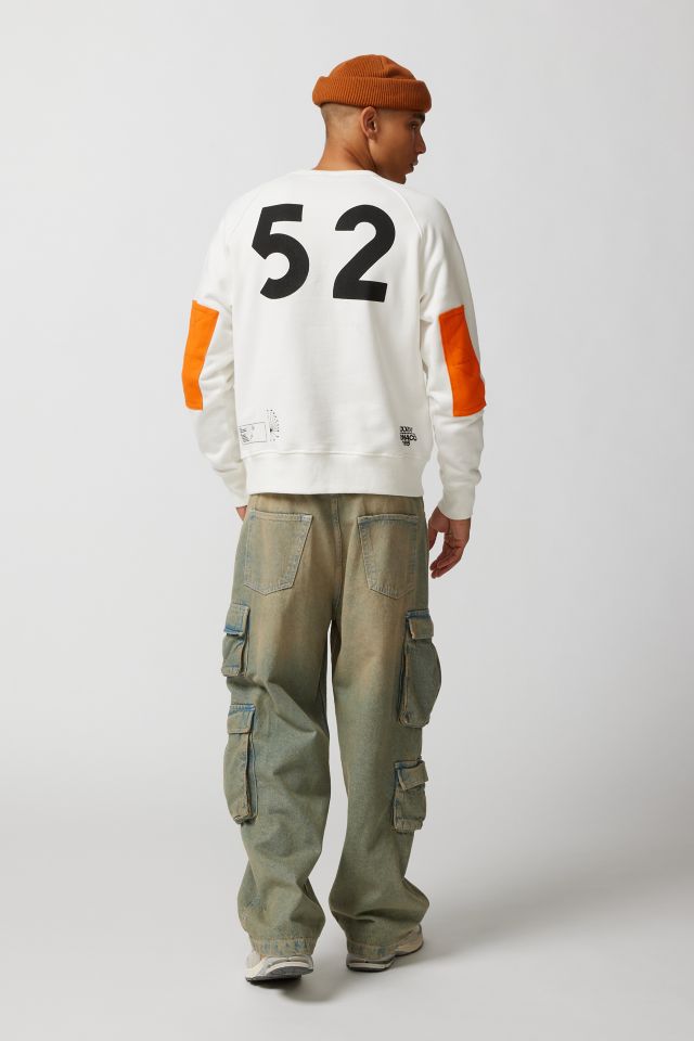 ★Deus Ex Machina★NO.52 クルー Deus Ex Machina No. 52 Crew Neck Sweatshirt | Urban Outfitters