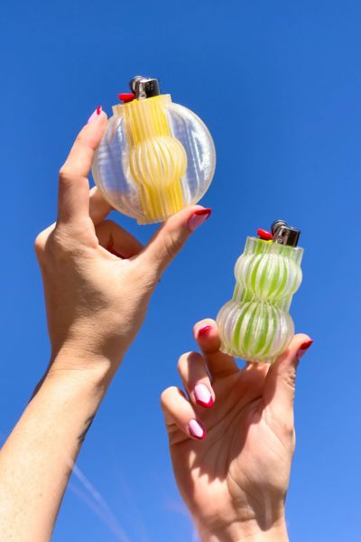 Me Make Pretty Venus Lighter Case