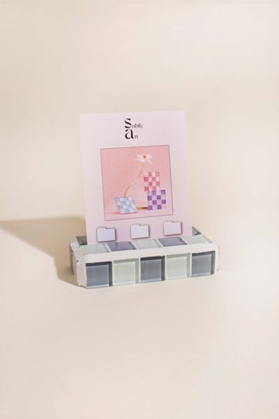 Subtle Art Studios Picture Stand - Pink Himalayan Milk Chocolate - Pink