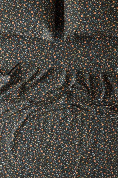 Urban Outfitters Clarissa Floral Vine Sheet Set In Black At