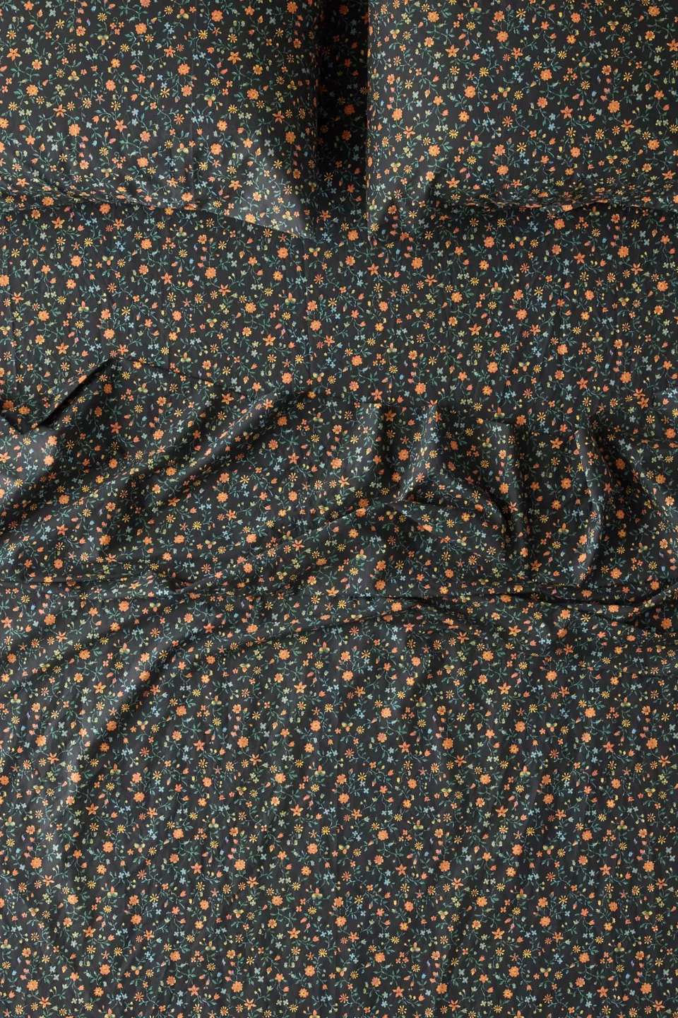 Black and orange Clarissa bedding set