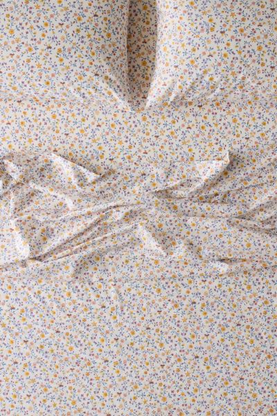 Urban Outfitters Clarissa Floral Vine Sheet Set In Ivory At