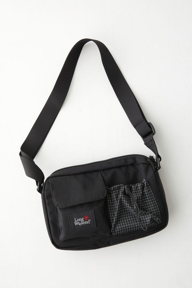 Long Weekend Santa Fe Shoulder Bag in Black at Urban Outfitters