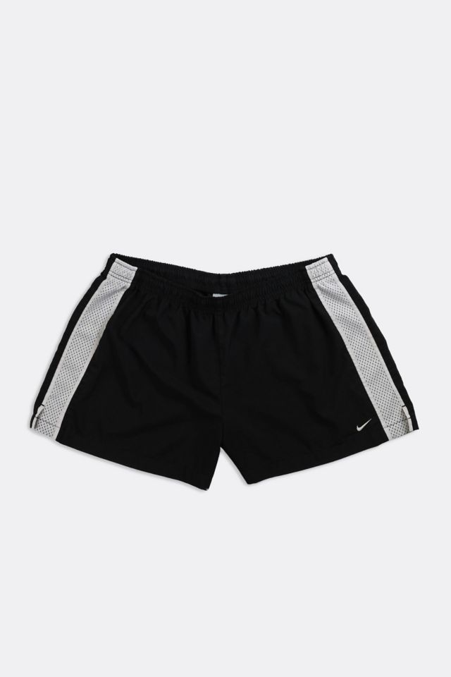 Vintage Nike Windbreaker Shorts 002 | Urban Outfitters