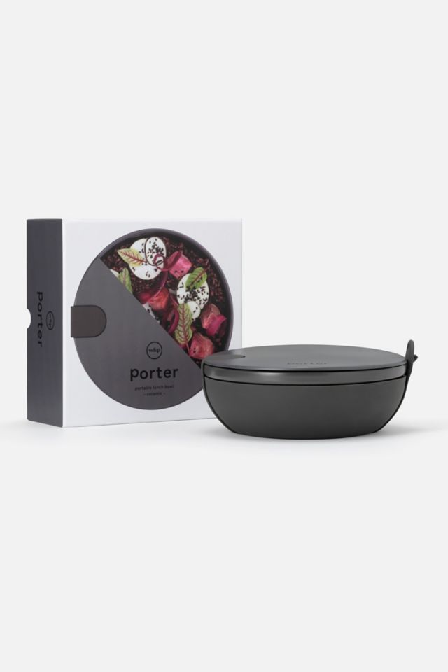 Cream Ceramic Salad Bowl with Silicone Wrap and Lid