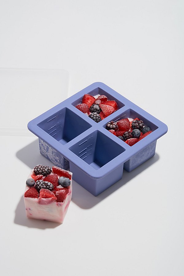 W & P 8 oz Cube Freezer Tray In Purple
