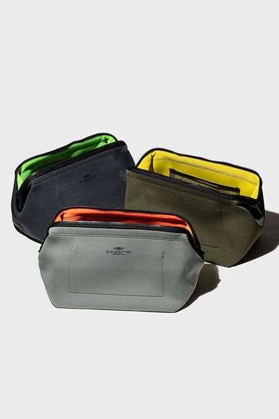 Puebco Reclaimed Neoprene Pouch In Dark Grey/green