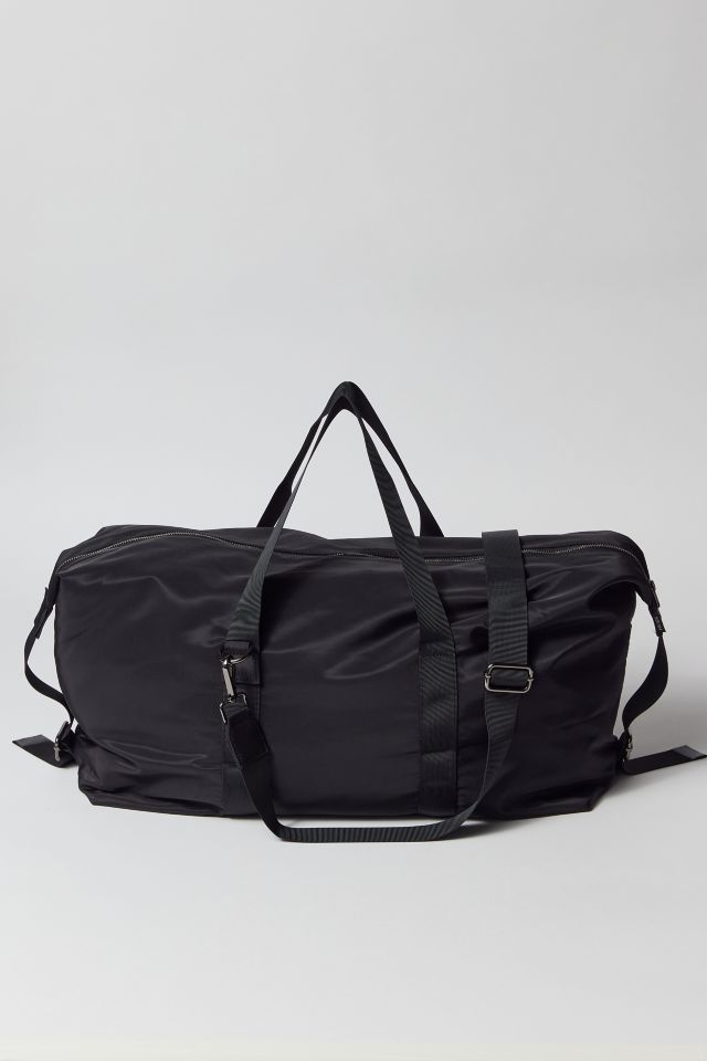 Urban outfitters cheap gym bag