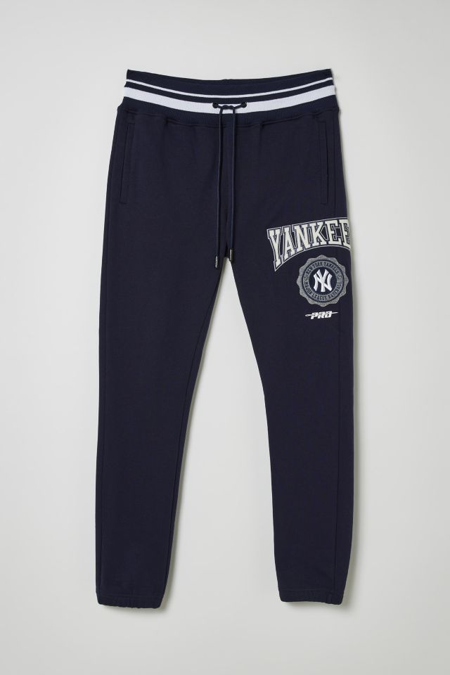 Pro Standard New York Yankees MLB Crest Emblem Sweatpant #1