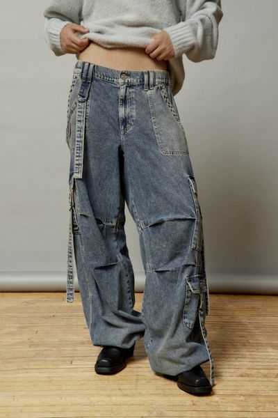 Bdg Strappy Cargo Jean In Vintage Denim Dark