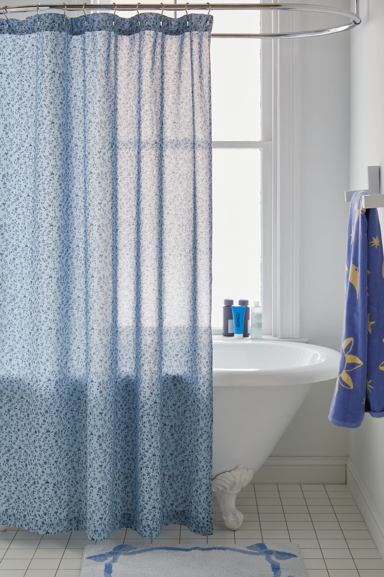 Clarissa Floral Vine Shower Curtain - Blue, 72X72