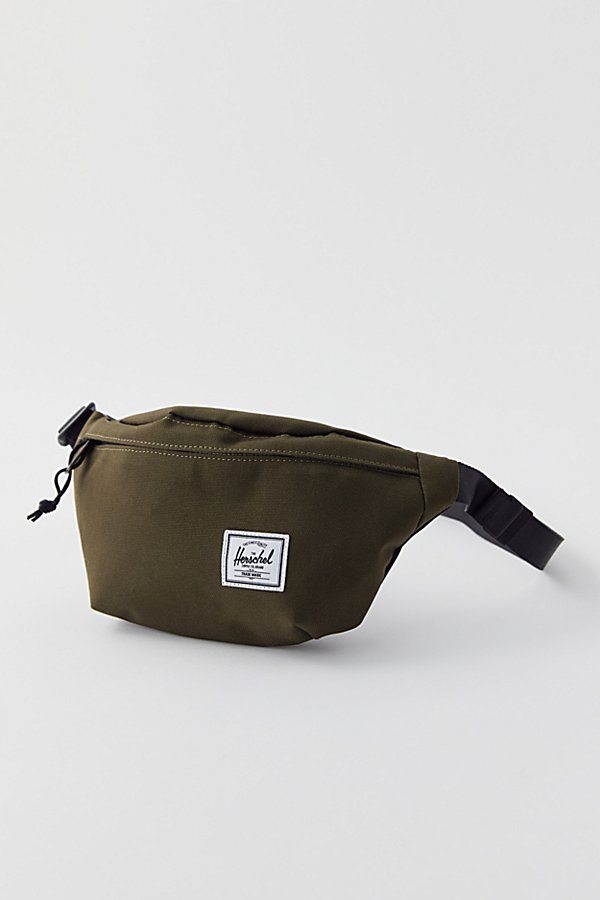 HERSCHEL SUPPLY CO CLASSIC HIP PACK CROSSBODY BAG IN IVY GREEN, WOMEN'S AT URBAN OUTFITTERS