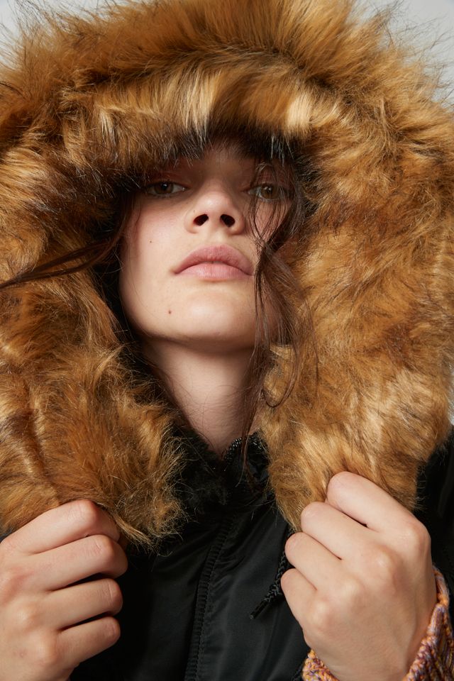 Alpha Industries N-3B Parka | Urban Outfitters Canada