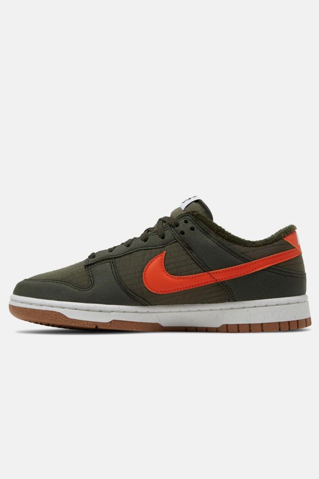 Urban outfitters nike outlet dunks