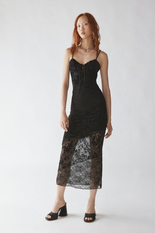 Robe Mi-Longue Kiss The Sky En Velours Et Dentelle #1