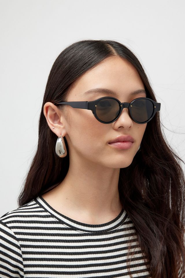 Urban Renewal Vintage The Beat Round Sunglasses | Urban Outfitters