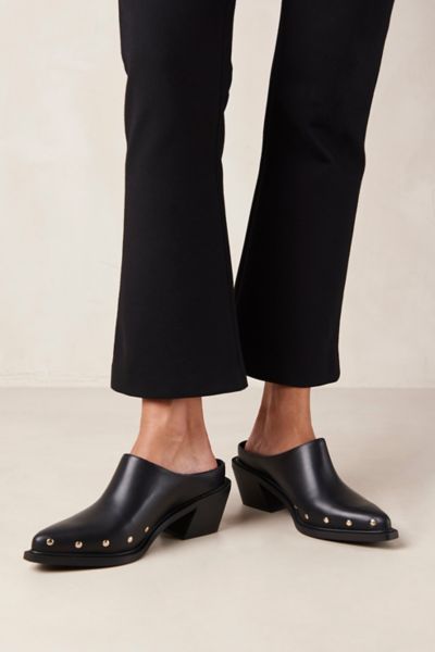 Alohas Lorenzo Leather Mule Heel In Black