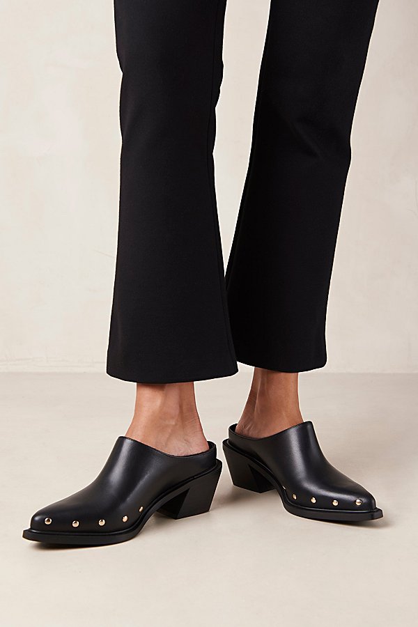 ALOHAS LORENZO LEATHER MULE HEEL IN BLACK, WOMEN'S AT URBAN OUTFITTERS