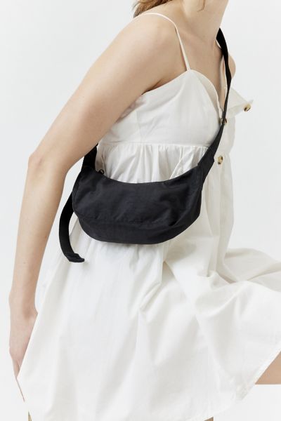 Baggu Uo Exclusive Mini Nylon Crescent Bag In Black