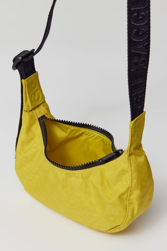 BAGGU UO Exclusive Mini Crescent Bag Urban Outfitters