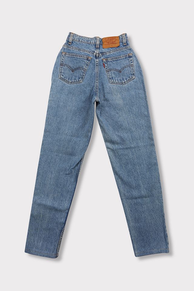 Vintage Levi’s 512 Medium Wash MidRise Jeans Urban Outfitters