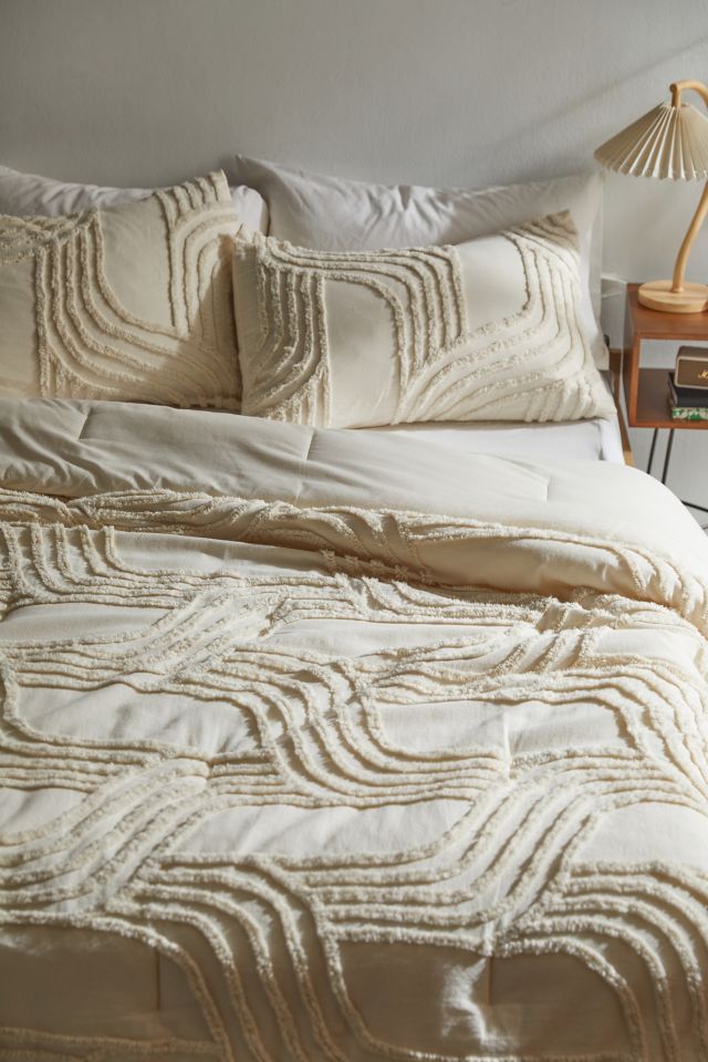 Bedding lines store