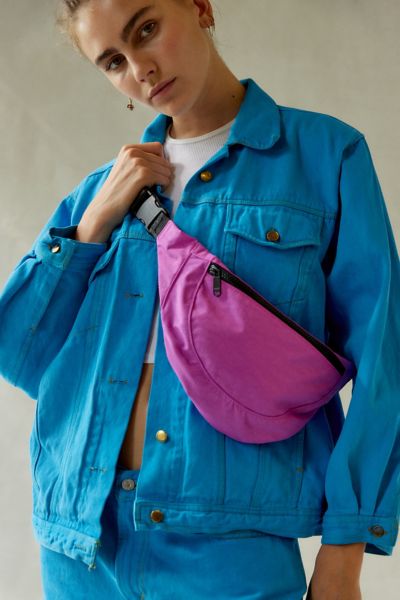 BAGGU Crescent Fanny Pack Bag | Urban Outfitters