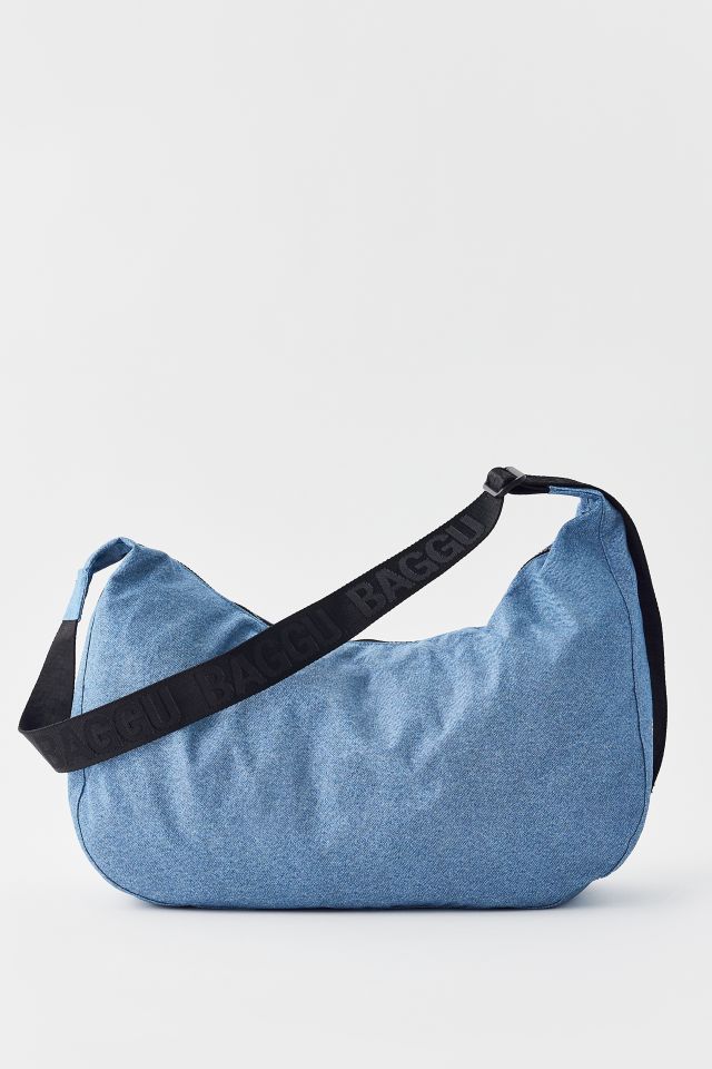 BAGGU Large Nylon Crescent Shoulder Bag | Urban Outfitters