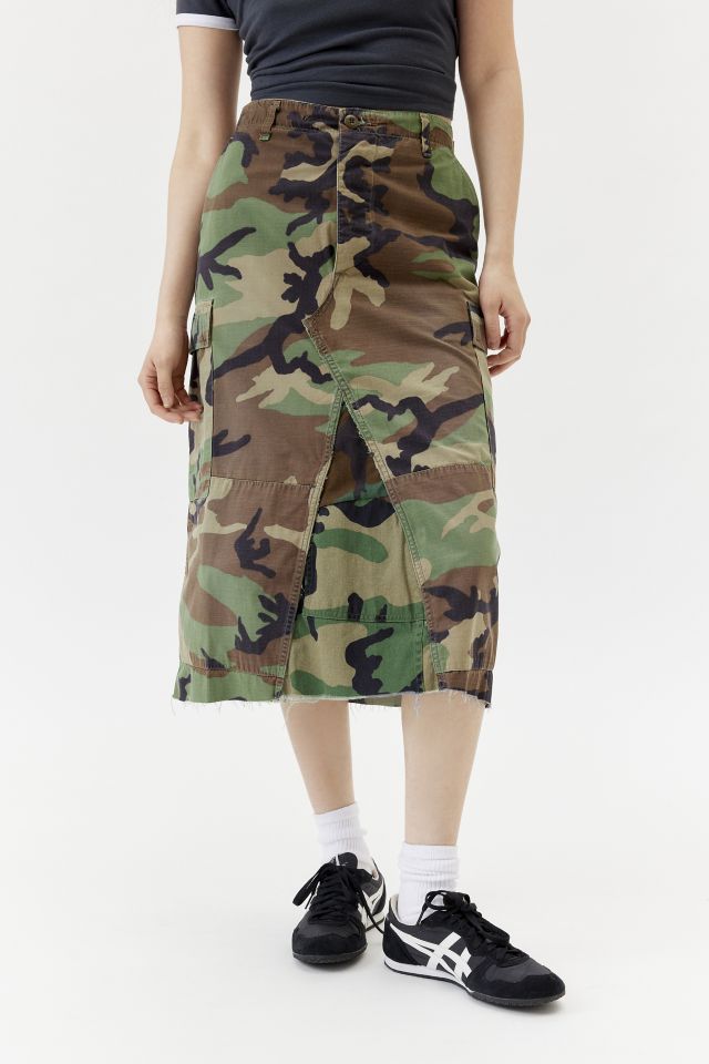 Camo skirt outlet urban outfitters